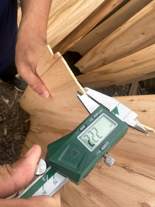VÁN BÓC GỖ BẠCH ĐÀN – GỖ KEO (CORE VENEER)
